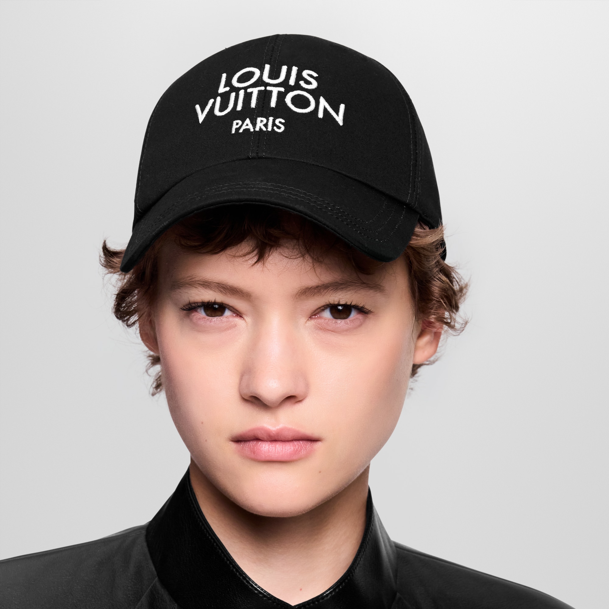My LV Paris Cap - Luxury S00 Black | LOUIS VUITTON
